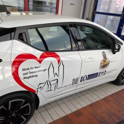 Autobeschriftung Uniklinik Seite Autobeschriftung Uniklinik Seite