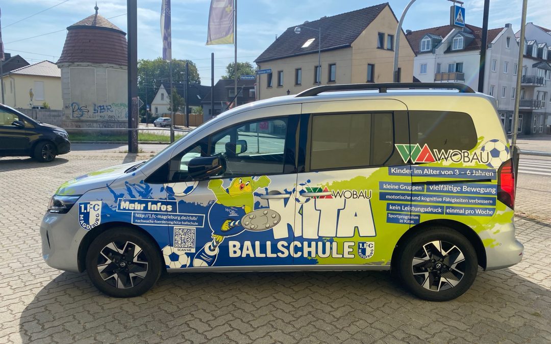 Fahrzeugfolierung Nissan Townstar – Kita Ballschule